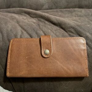 Portland leather bifold wallet